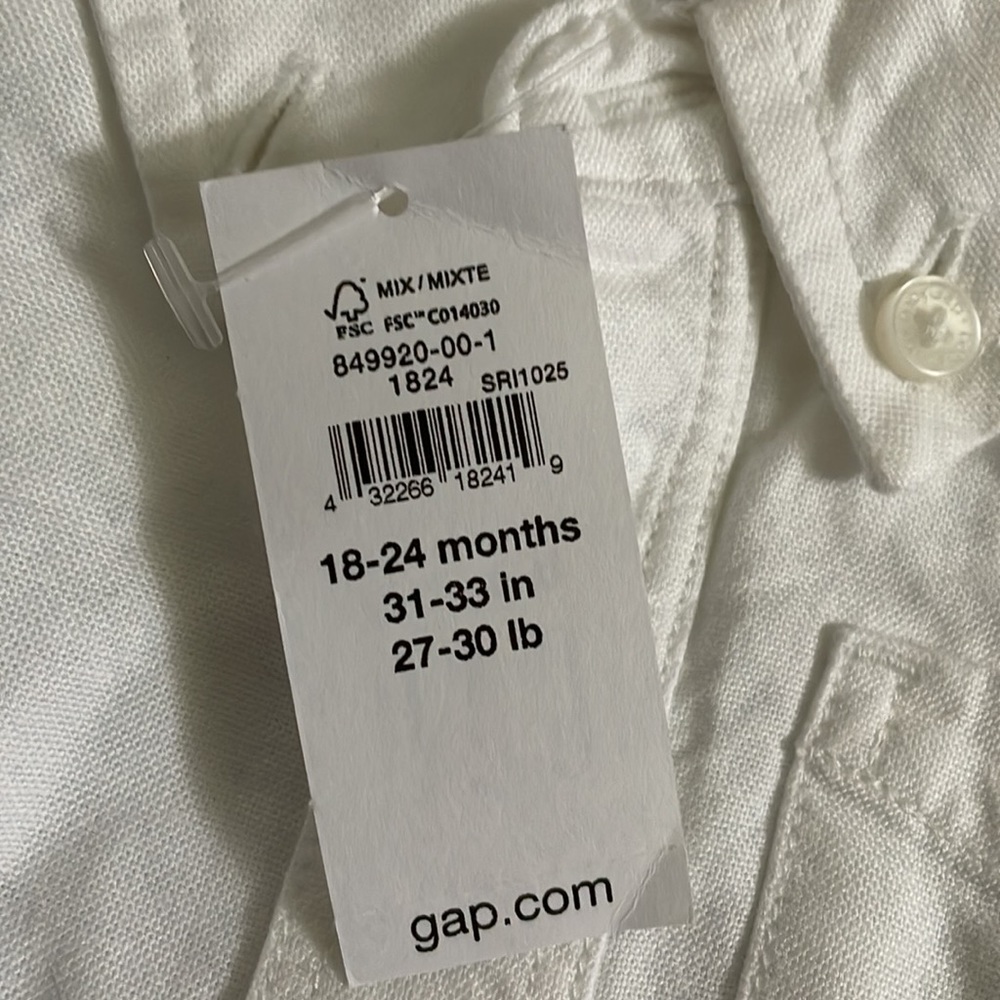 White button down shirt - Picture 2 of 2